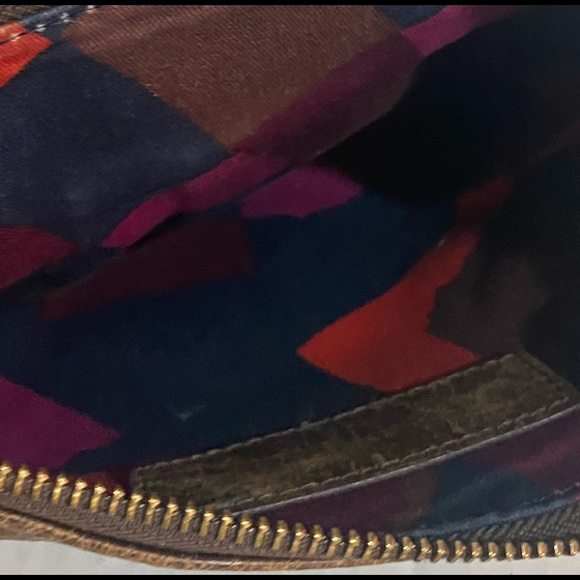 Marc by Marc Jacob’s brown distressed pouch bag - Picture 8 of 9